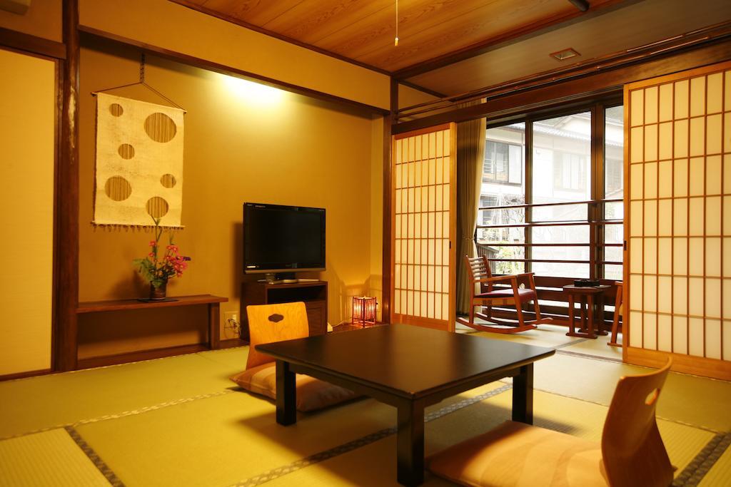Yuraku Kinosaki Spa & Gardens Tojooka Szoba fotó